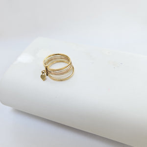 ANILLO. ORO COMBINADO. 14 K 3 GRMS (SEMINUEVO)