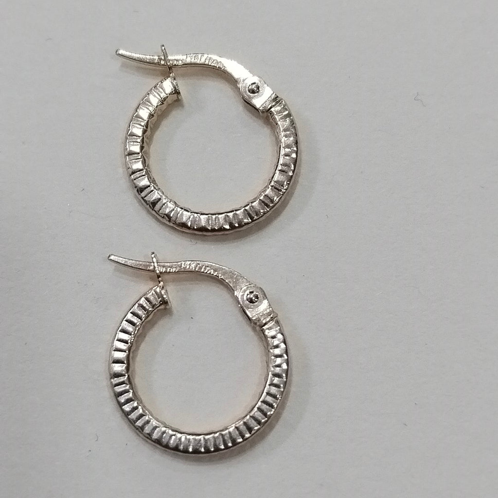 ARRACADAS PAR. ORO. 14 K 0.9 GRMS (SEMINUEVO)