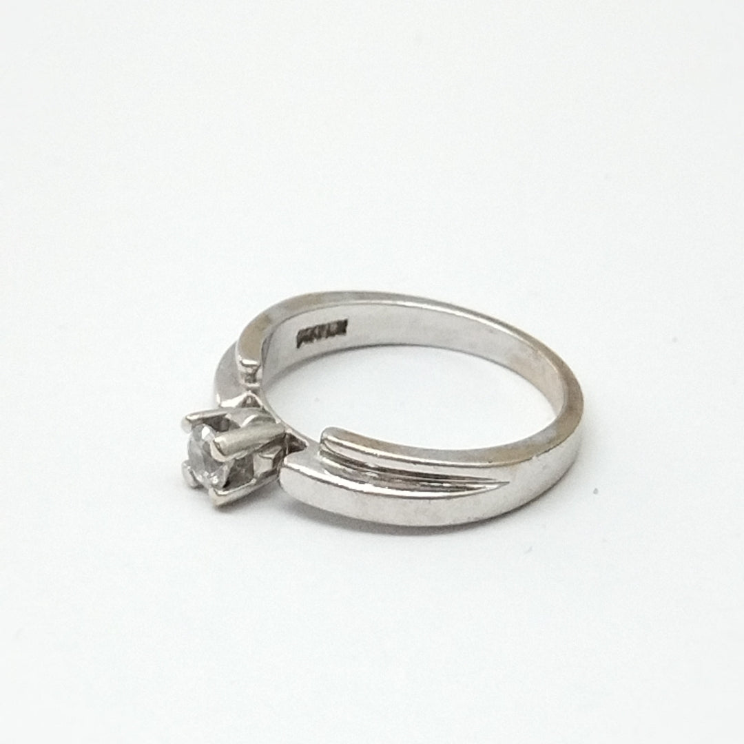 ANILLITO ORO BLANCO 14 K 4,60 GRMS (SEMINUEVO)