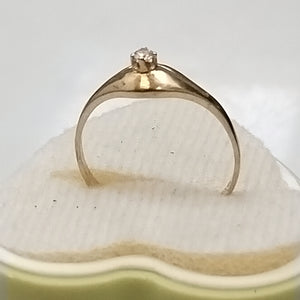 ANILLITO. ORO. 14 K 1.1 GRMS (SEMINUEVO)