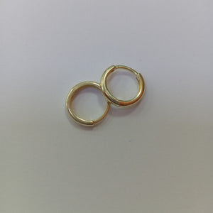HUGGIES ORO 14K 1.5 (NUEVO)