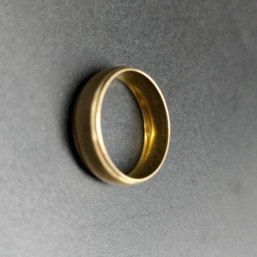 ARGOLLA. ORO. 10 K 1.6 GRMS (SEMINUEVO)