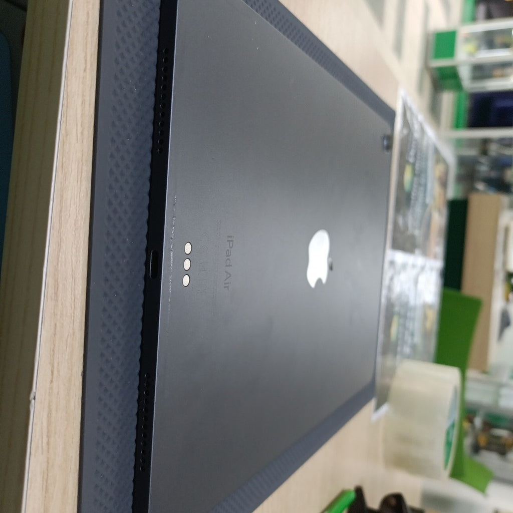 TABLETA APPLE IPAD AIR 5 A2588 64 GB 8 GB RAM (SEMINUEVO)