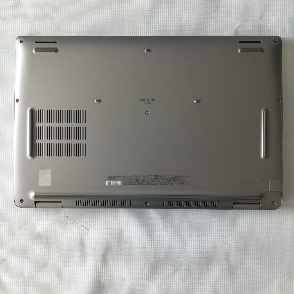 LAPTOP DELL LATITUDE 5550 (2024) 512 GB SSD 32 GB RAM (SEMINUEVO)