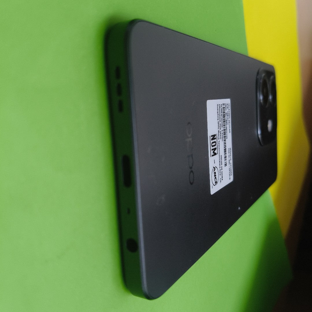 CELULAR OPPO  A60 CPH3669 256 GB 8 GB RAM (SEMINUEVO)