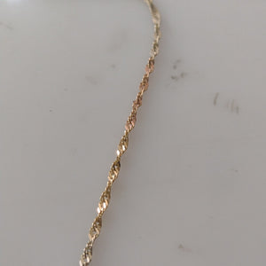 CADENA. ORO. 14 K 2.7 GRMS (SEMINUEVO)