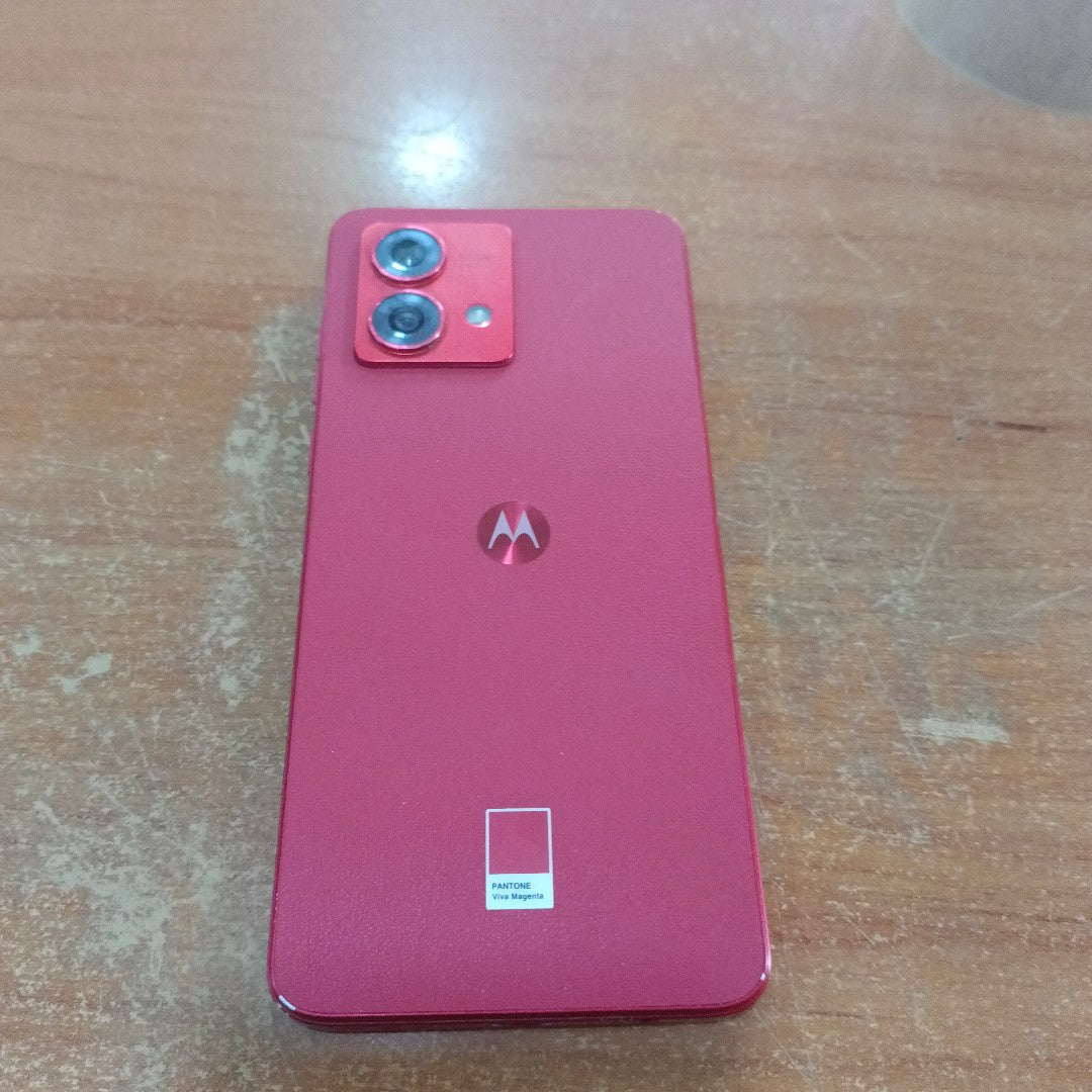 CELULAR MOTOROLA MOTO G84 XT2347-1 (2023) 256 GB 8 GB RAM (SEMINUEVO)