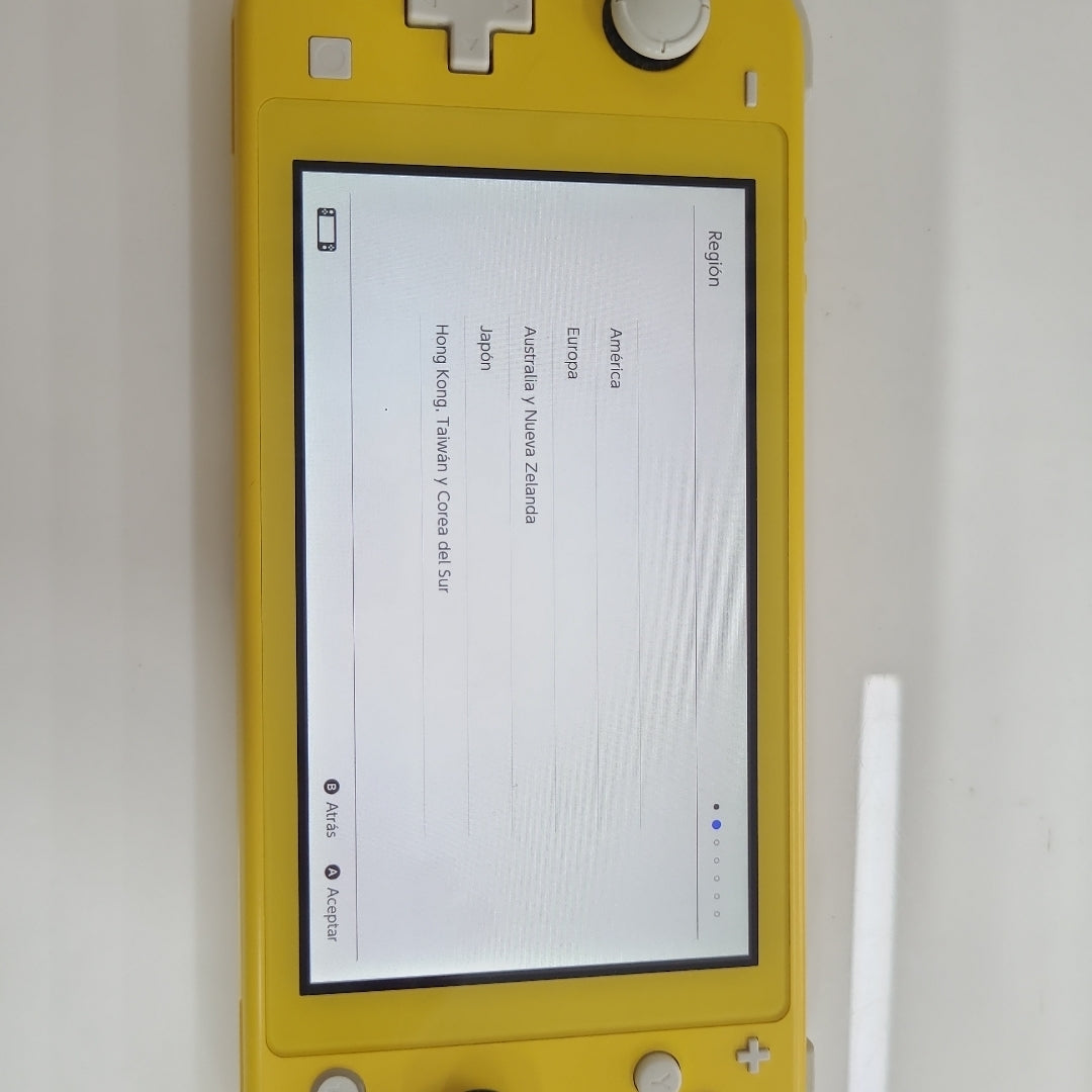 CONSOLA DE VIDEOJUEGO NINTENDO SWITCH LITE 32 GB (SEMINUEVO)