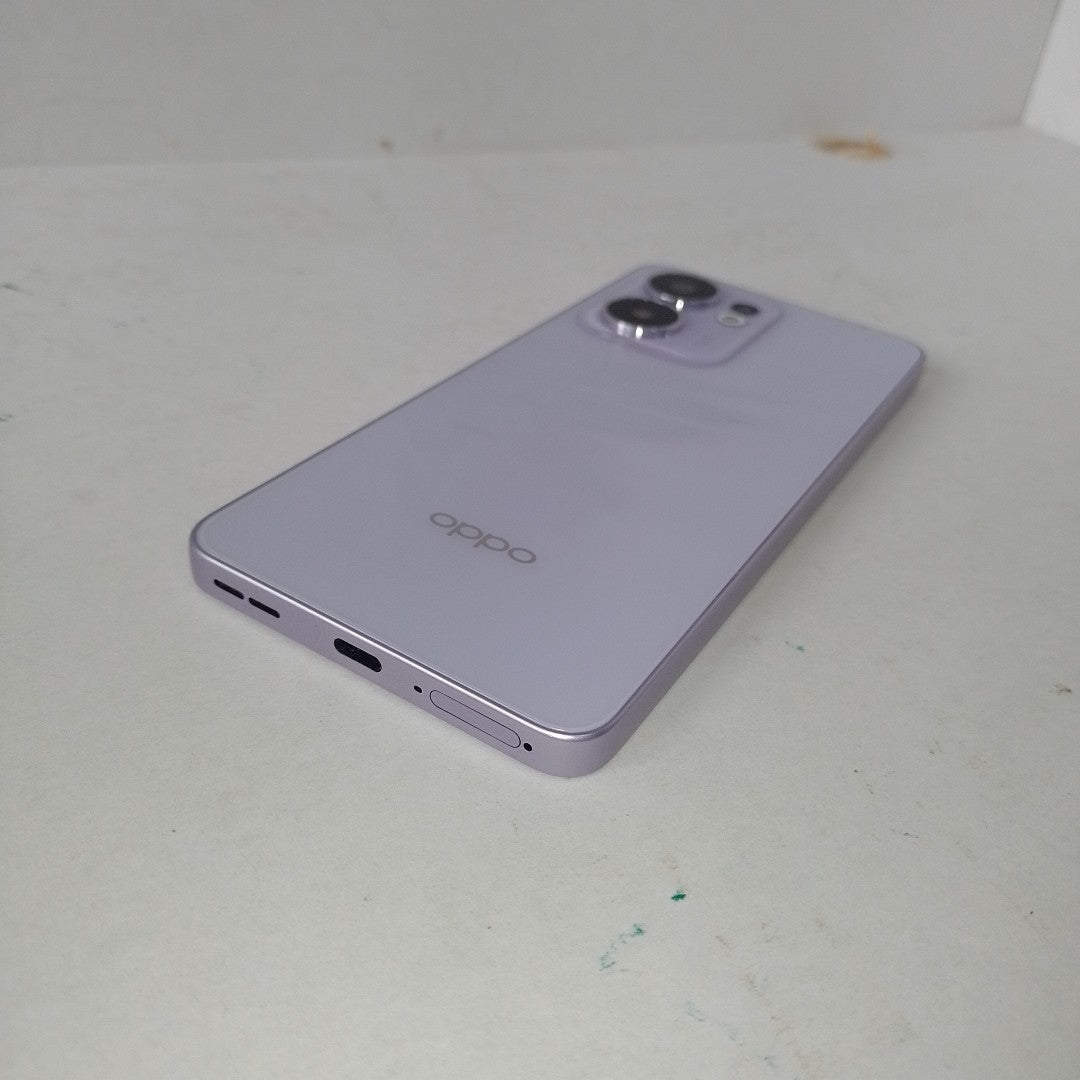 CELULAR OPPO  RENO 13F 5G CPH2699 (2025) 256 GB 12 GB RAM (SEMINUEVO)