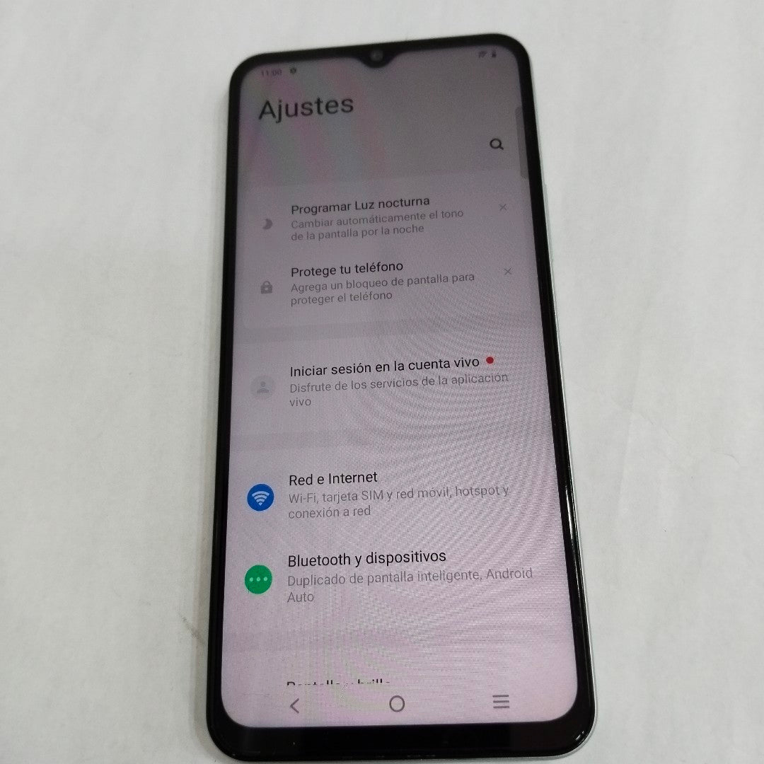 CELULAR VIVO Y18 V2333 128 GB 6 GB (SEMINUEVO)