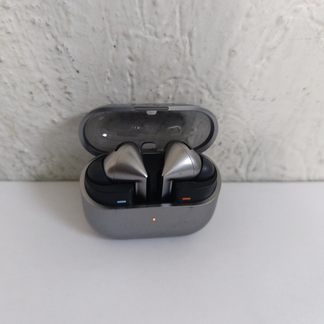 AUDIFONOS SAMSUNG GALAXY BUDS 3 PRO SM-R630 INALAMBRICO IN EAR (SEMINUEVO)
