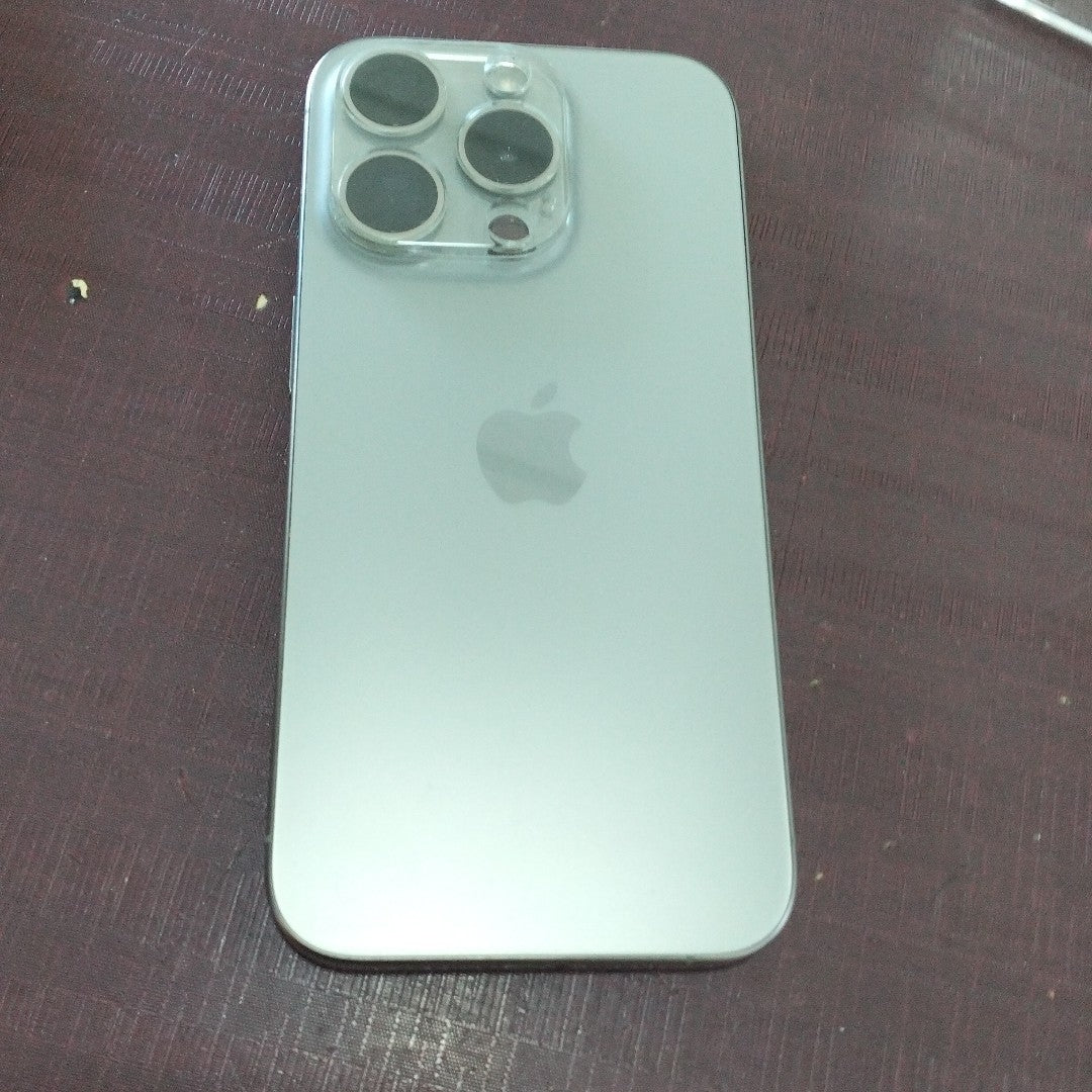 CELULAR APPLE IPHONE 15 PRO A3101 128 GB 8 GB RAM (SEMINUEVO)