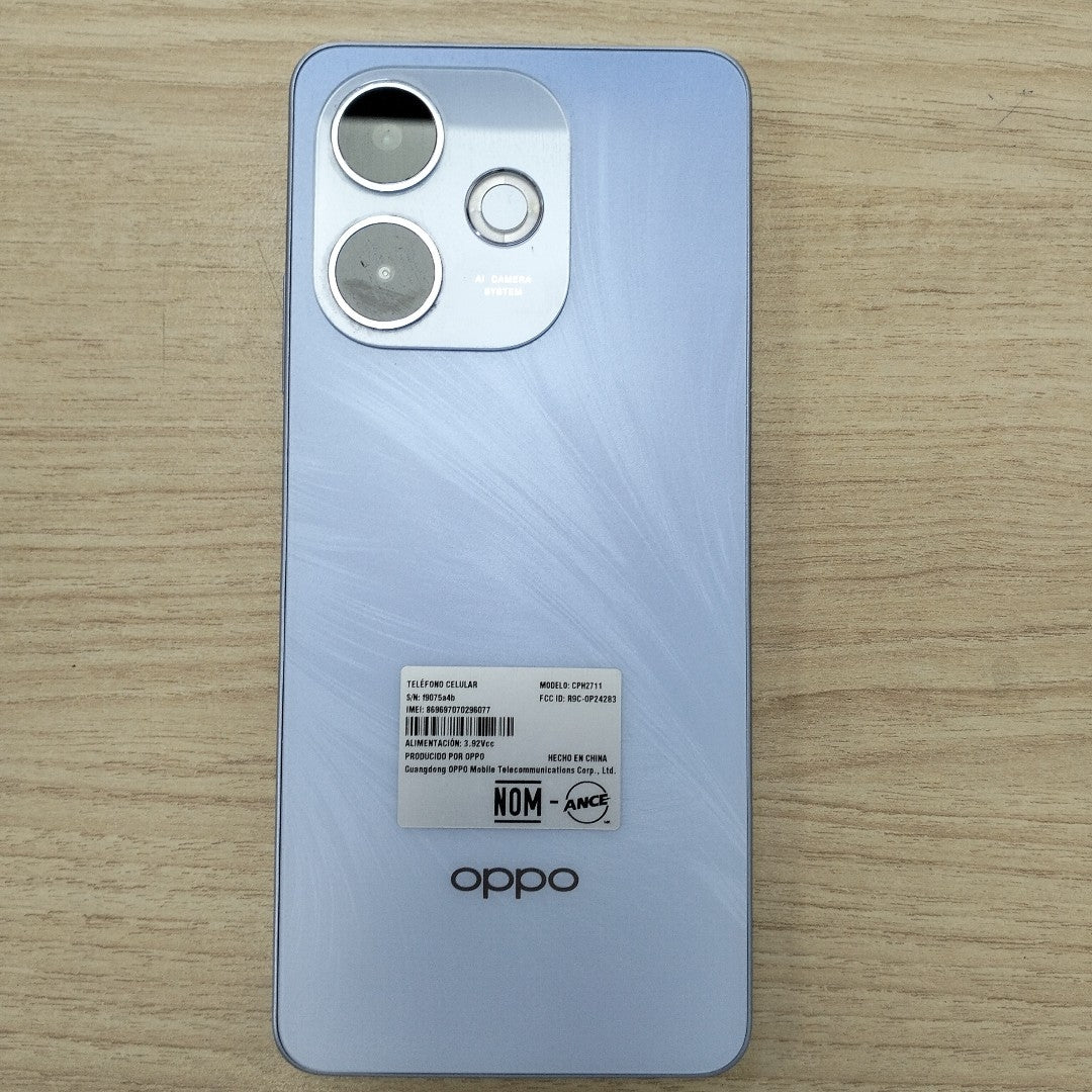 CELULAR OPPO  A5 PRO CPH2711 (2025) 256 GB 8 GB RAM (SEMINUEVO)
