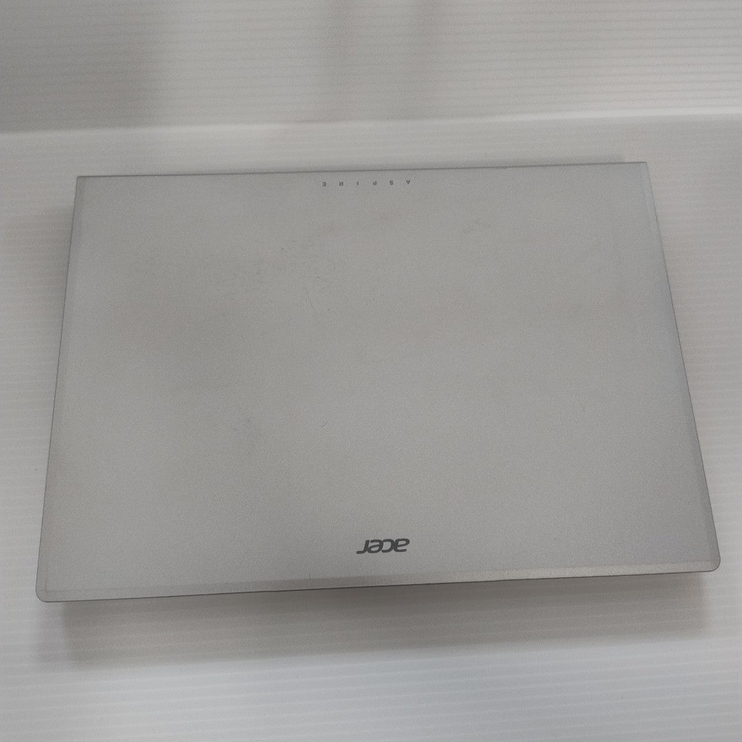 LAPTOP ACER ASPIRE LITE 14 AL14-31P-353Y (2024) 512 GB SSD 8 GB RAM (SEMINUEVO)