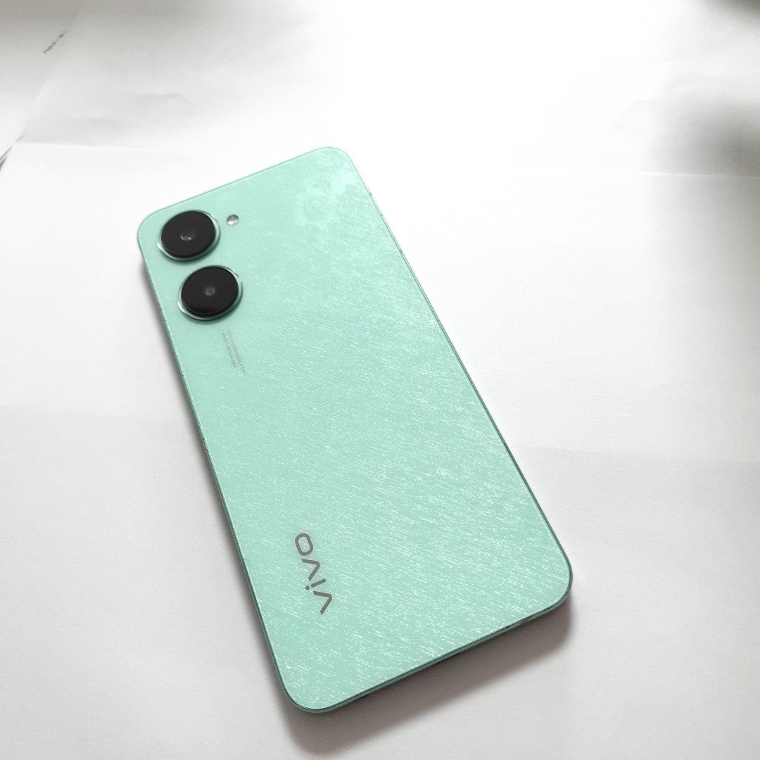 CELULAR VIVO Y03 V2332 (2024) 128 GB 4 GB RAM (SEMINUEVO)