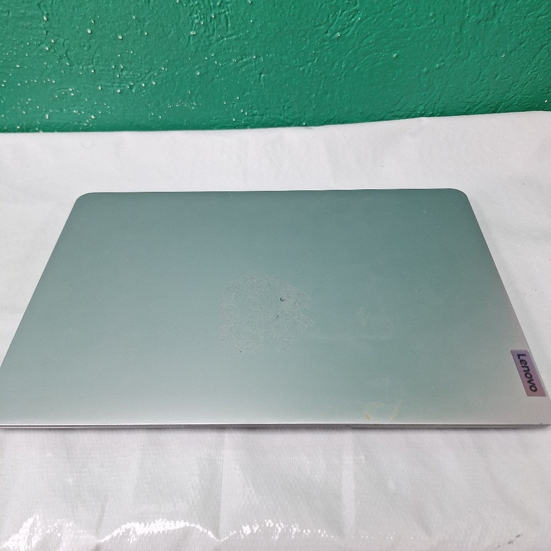 LAPTOP LENOVO IDEAPAD 1 14IGL7 (2023) 128 GB SSD 4 GB RAM (SEMINUEVO)