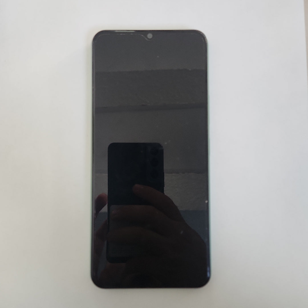 CELULAR VIVO Y03 V2332 (2024) 128 GB 4 GB RAM (SEMINUEVO)