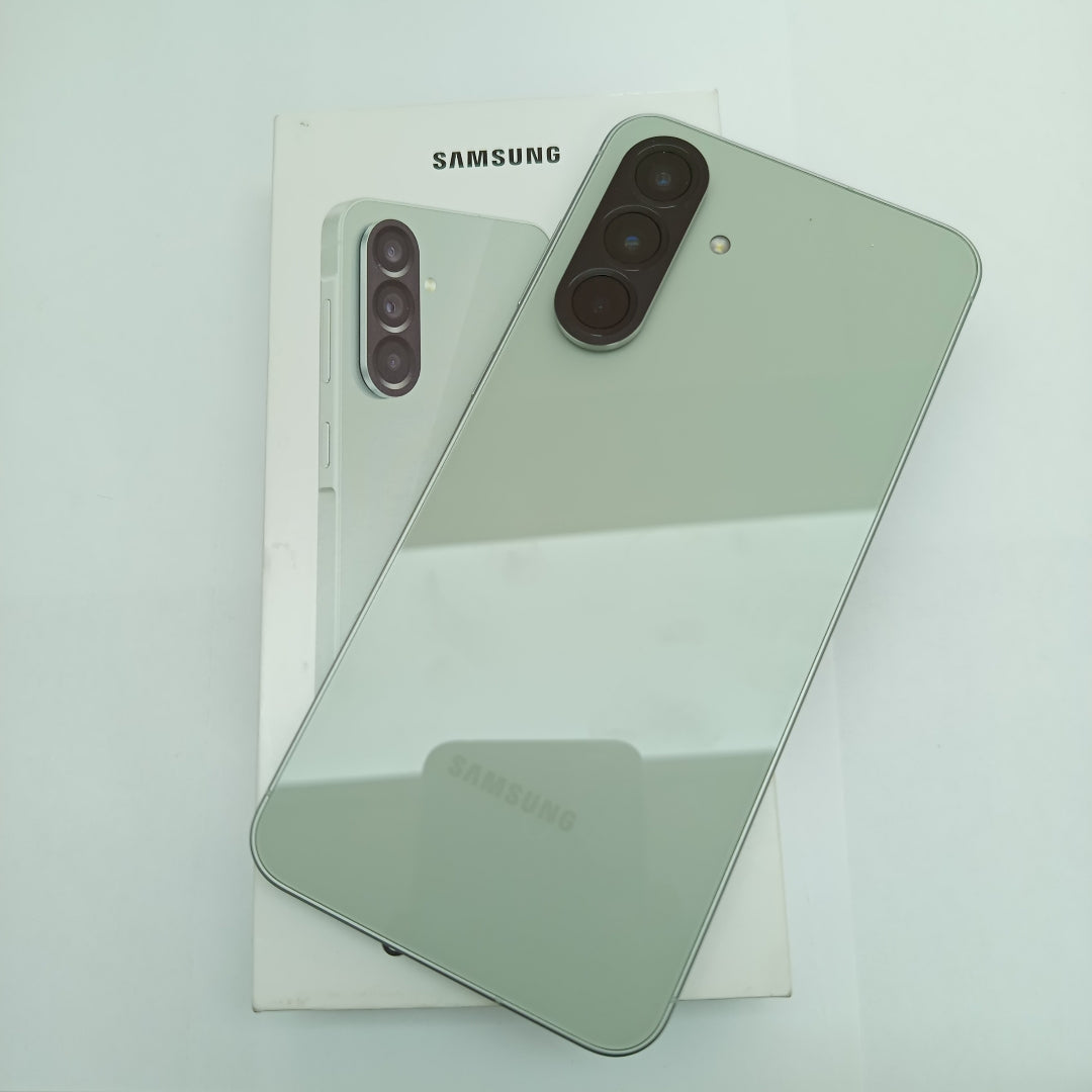 CELULAR SAMSUNG GALAXY A56 SM-A566E (2025) 256 GB 8 GB RAM (SEMINUEVO)