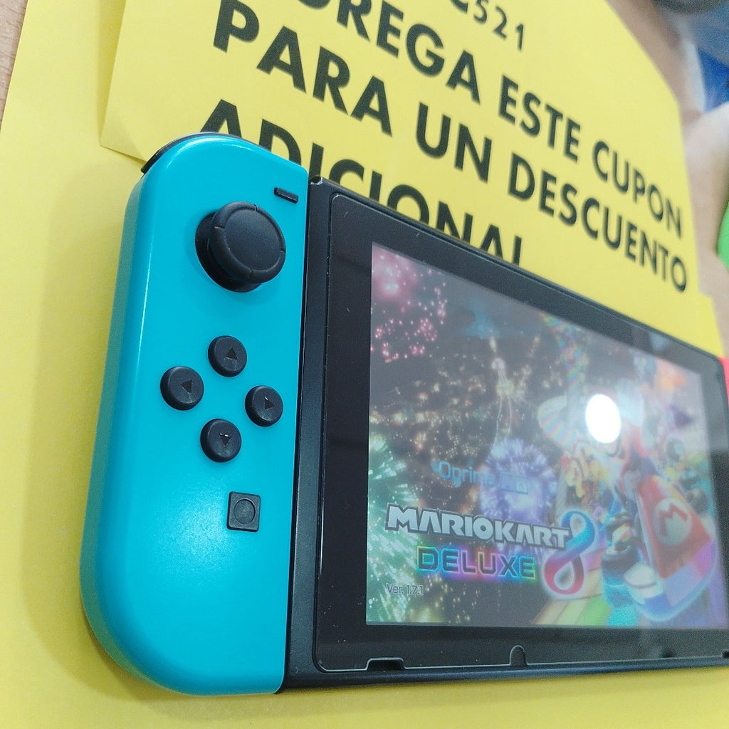 CONSOLA DE VIDEOJUEGO NINTENDO SWITCH 32 GB (SEMINUEVO)
