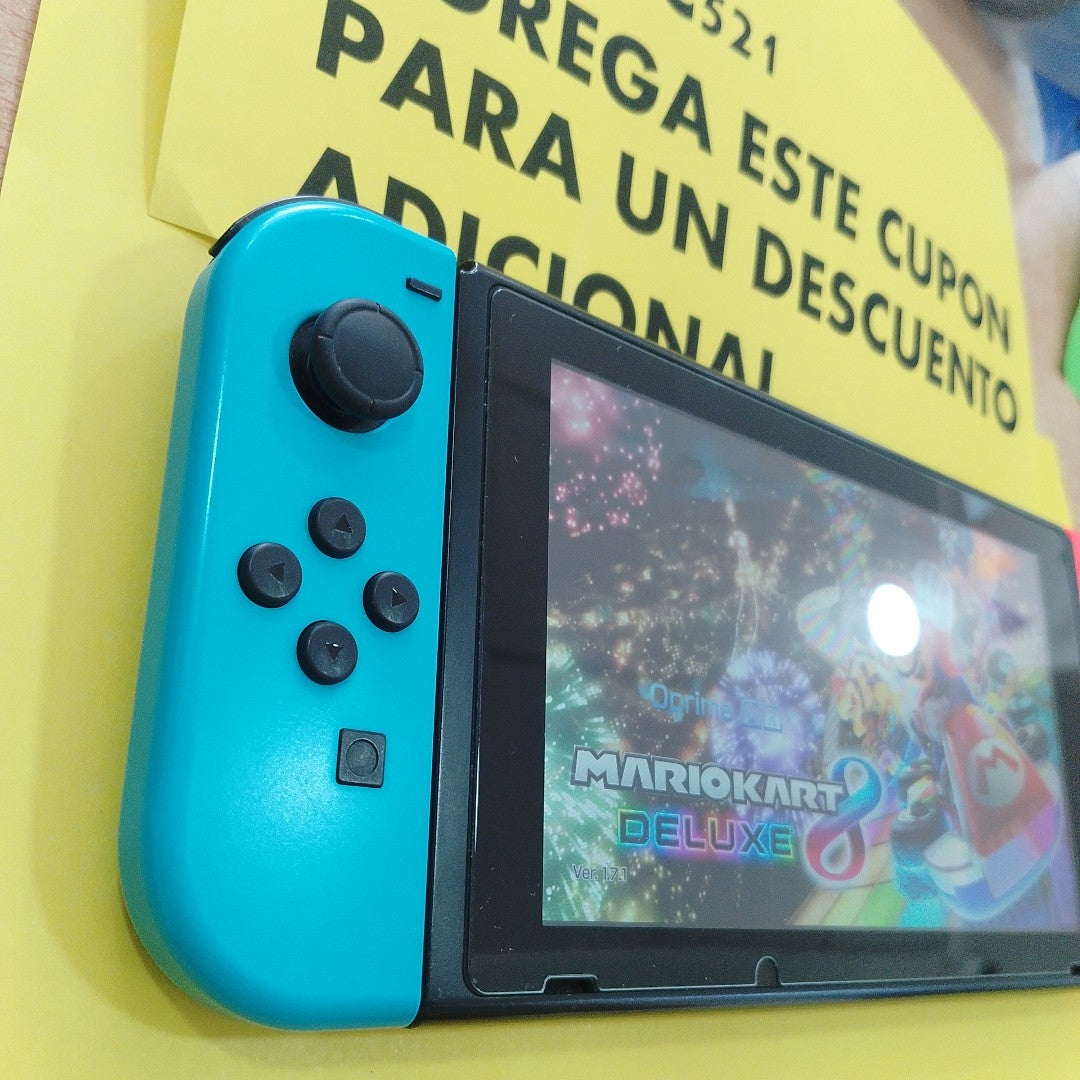 CONSOLA DE VIDEOJUEGO NINTENDO SWITCH 32 GB (SEMINUEVO)