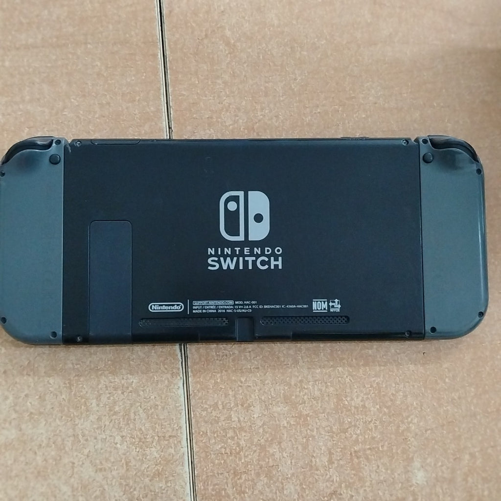 CONSOLA DE VIDEOJUEGO NINTENDO SWITCH 32 GB (SEMINUEVO)