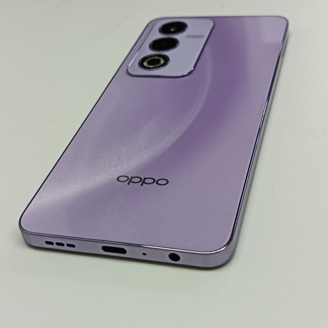 CELULAR OPPO  A80 5G CPH2639 (2024) 256 GB 8 GB RAM (SEMINUEVO)