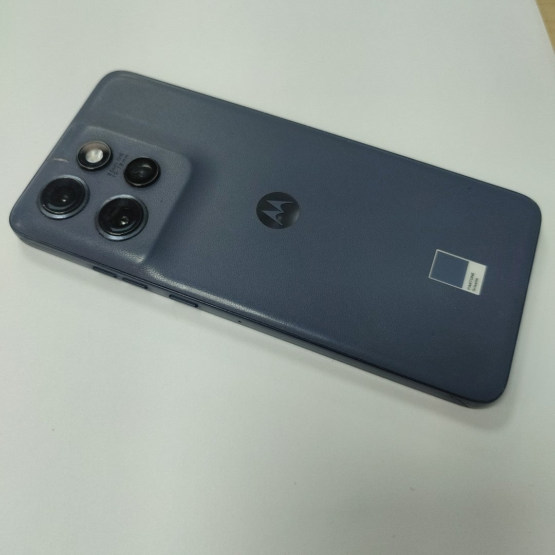 CELULAR MOTOROLA EDGE 50 NEO XT2409-2 (2024) 256 GB 8 GB RAM (SEMINUEVO)