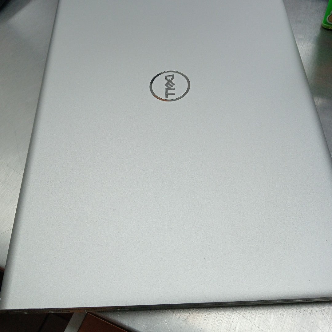 LAPTOP DELL INSPIRON 15 3535 (2025) 512 GB SSD 8 GB RAM