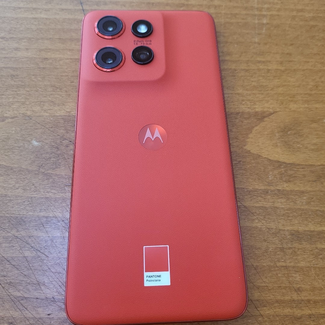 CELULAR MOTOROLA EDGE 50 NEO XT2409-2 (2024) 256 GB 8 GB RAM