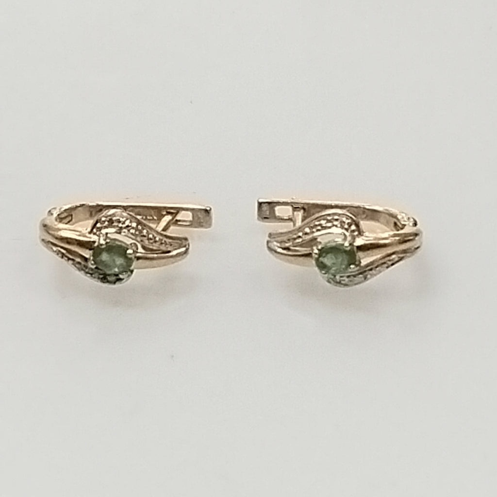 ARETES PAR. ORO. 14 K 3.3 GRMS (SEMINUEVO)