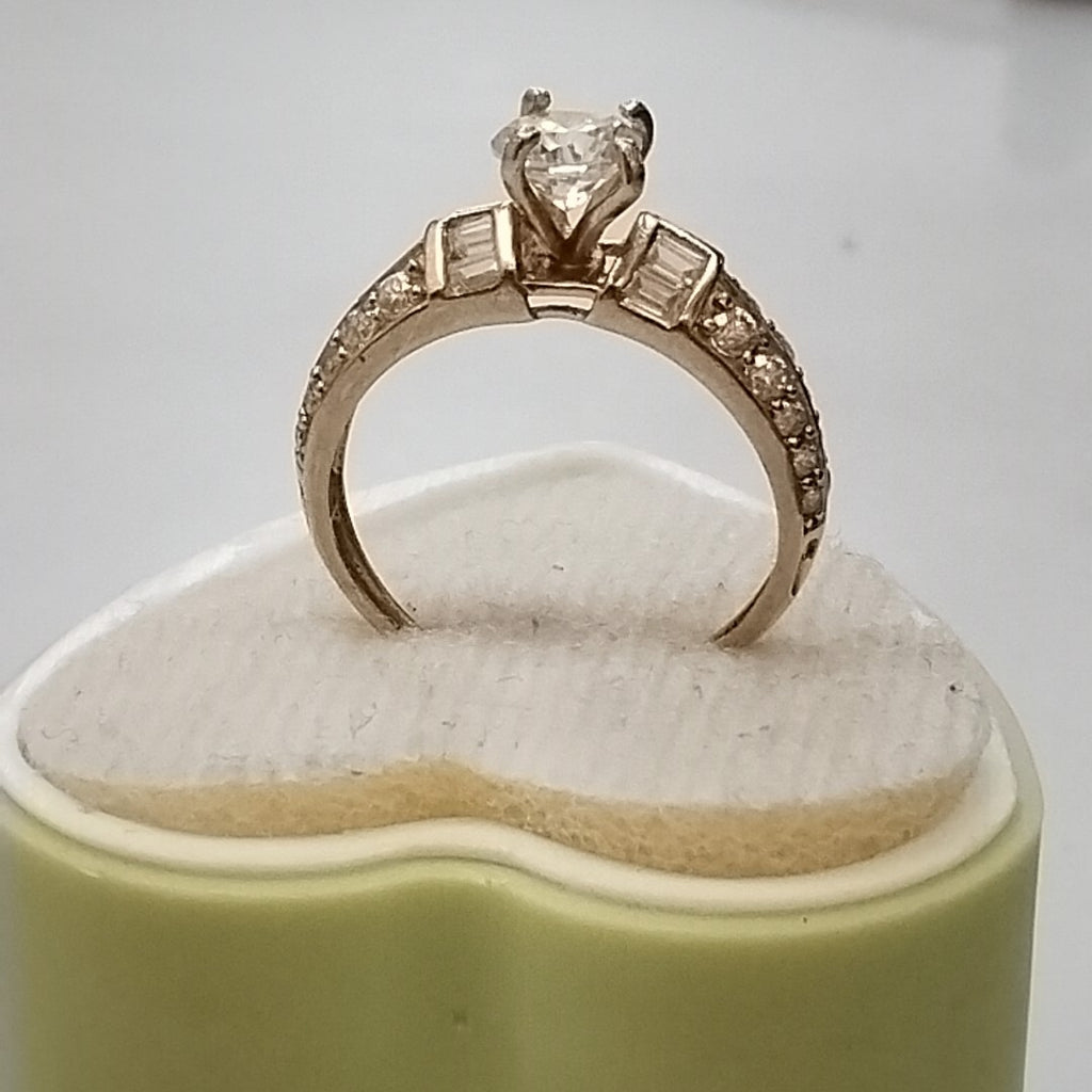 ANILLITO. ORO. 14 K 2.3 GRMS (SEMINUEVO)