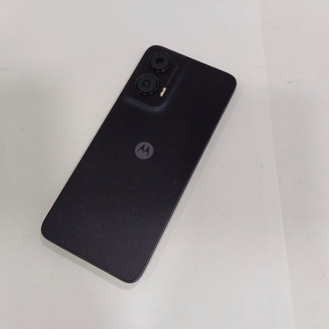 CELULAR MOTOROLA MOTO G35 5G XT2433-2 256 GB 4 GB RAM (SEMINUEVO)