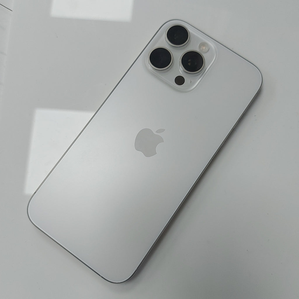 CELULAR APPLE IPHONE 16 PRO MAX A3295 (2024) 256 GB 8 GB RAM