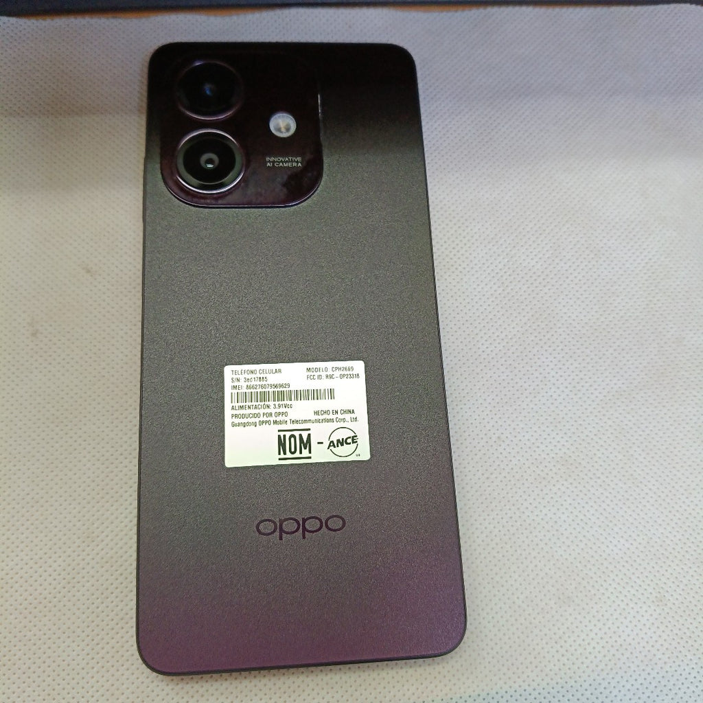 CELULAR OPPO  A40 CPH2669 (2024) 256 GB 4 GB RAM (SEMINUEVO)