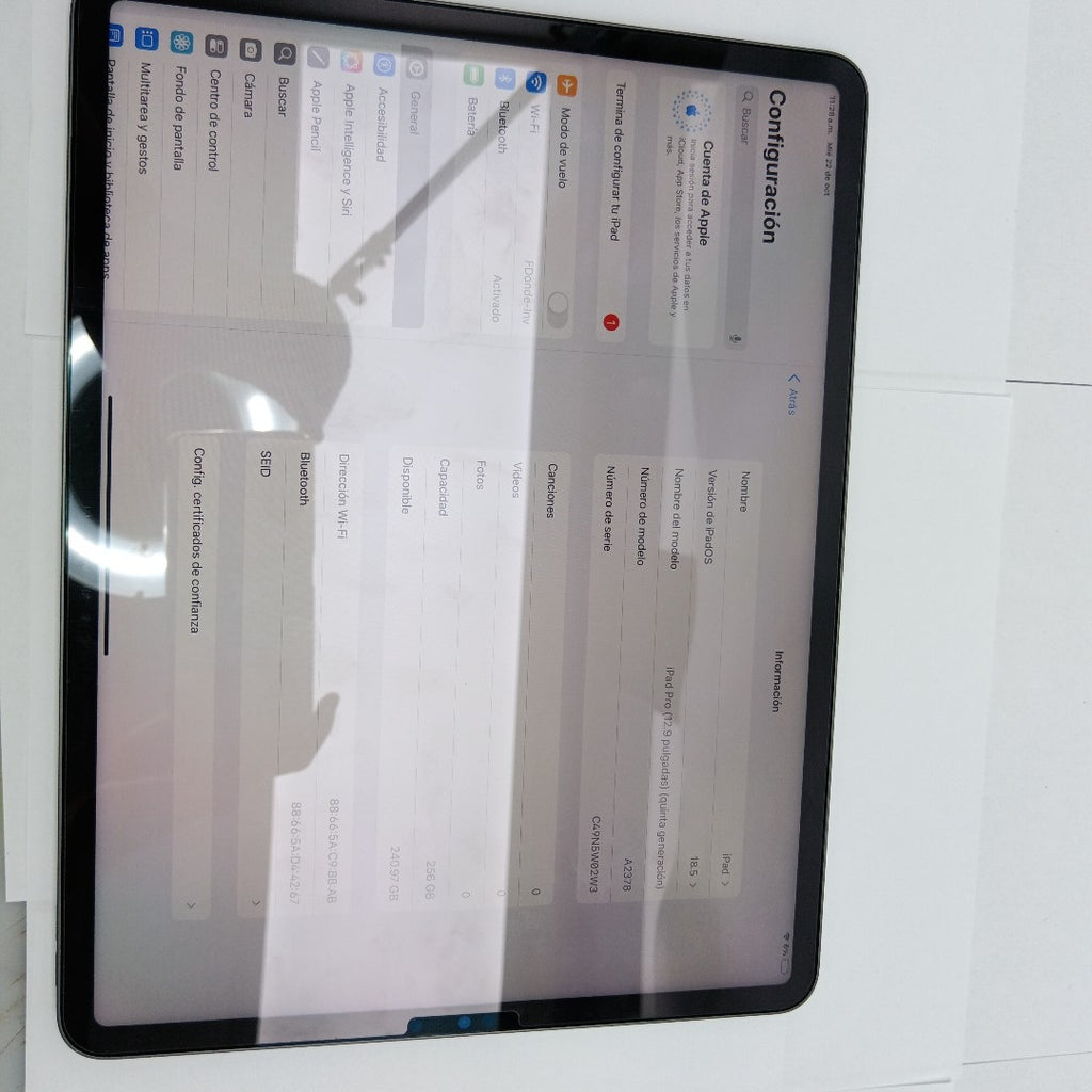 TABLETA APPLE IPAD PRO 5 12.9" A2378 256 GB 8 GB RAM (SEMINUEVO)