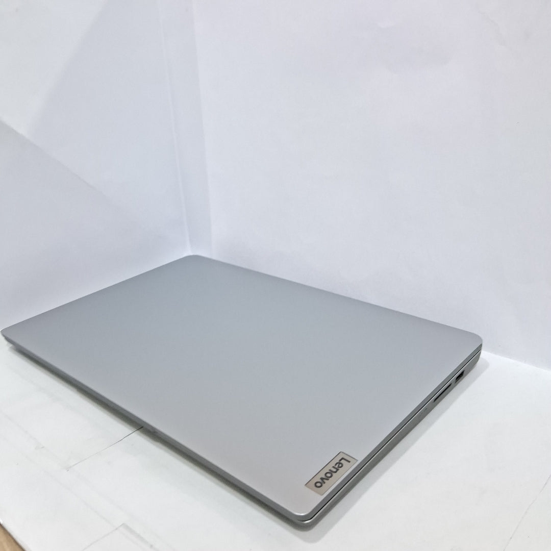 LAPTOP LENOVO IDEAPAD 1 14IJL7 (2024) 128 GB SSD 4 GB RAM (SEMINUEVO)