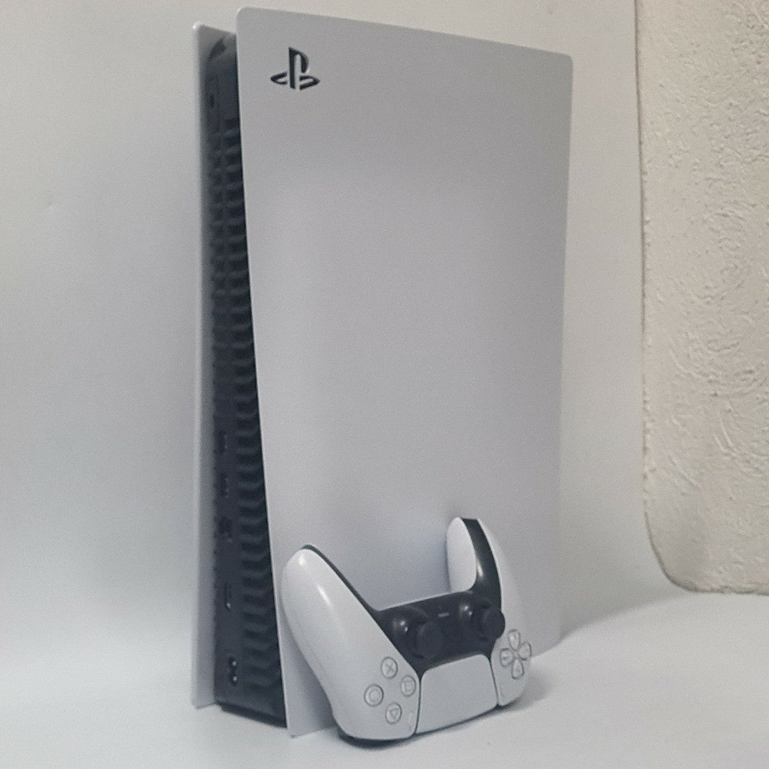 CONSOLA DE VIDEOJUEGO SONY PS5 825 SSD (SEMINUEVO)