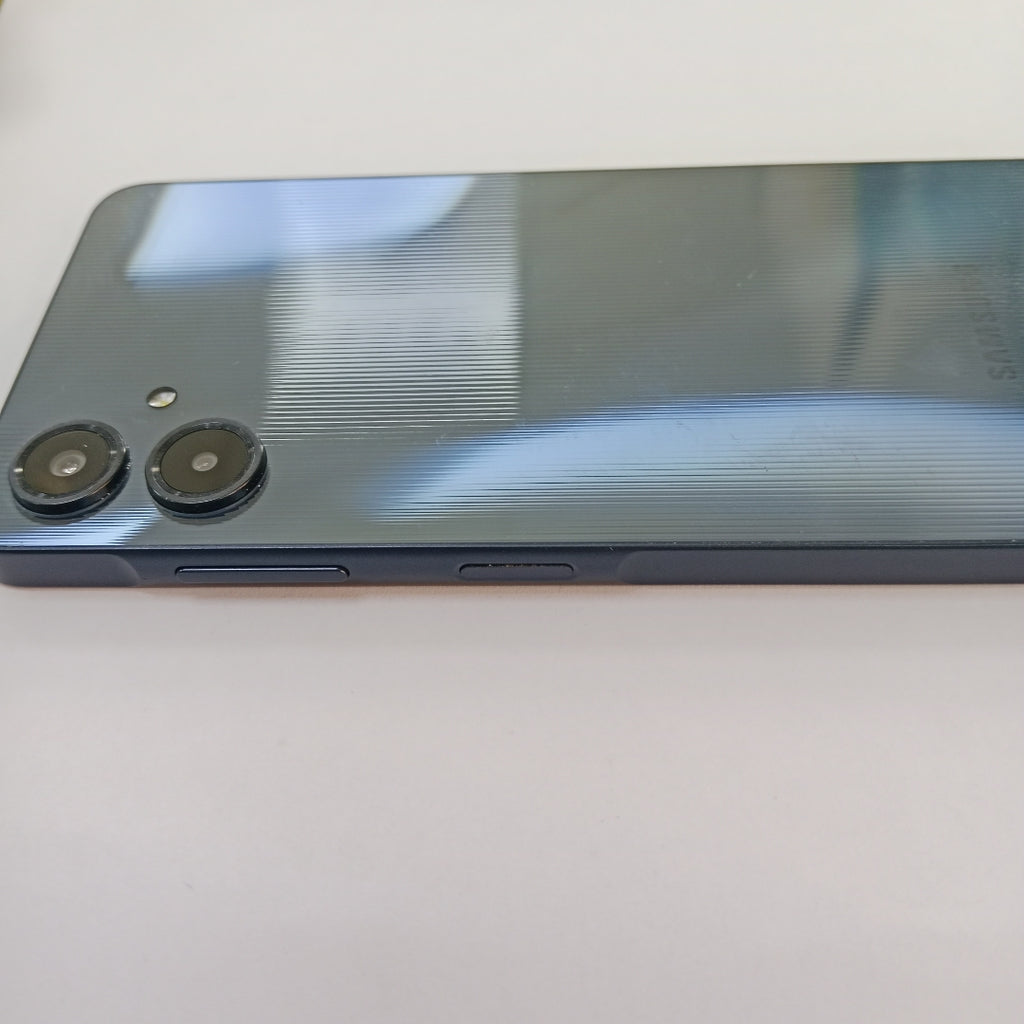 CELULAR SAMSUNG GALAXY A06 SM-A065M (2024) 128 GB 4 GB RAM (SEMINUEVO)