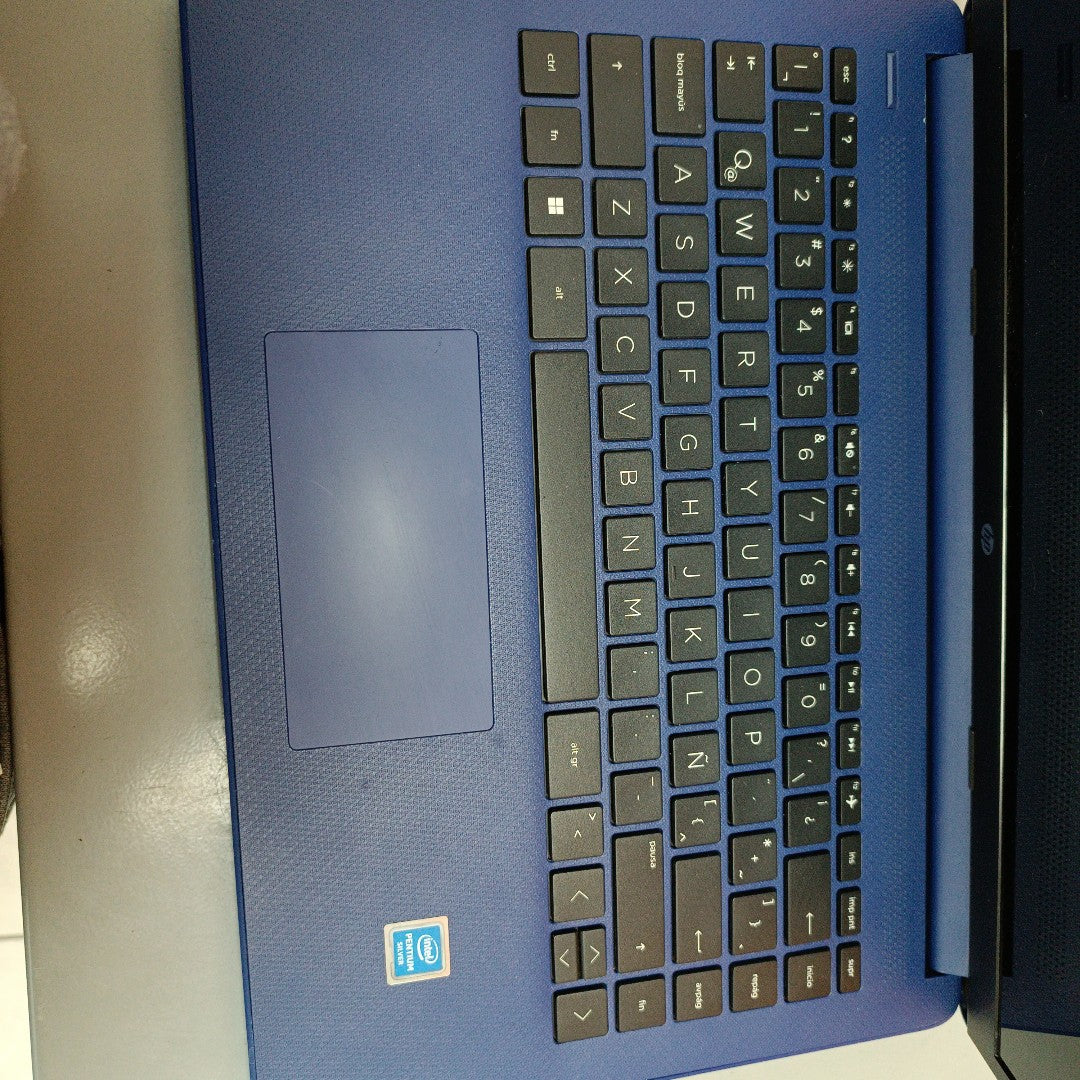 LAPTOP HP 14-DQ0525LA (2023) 256 GB SSD 8 GB RAM (SEMINUEVO)