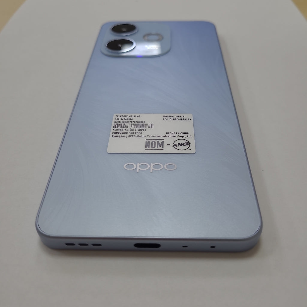 CELULAR OPPO  A5 PRO CPH2711 (2025) 256 GB 8 GB RAM (SEMINUEVO)