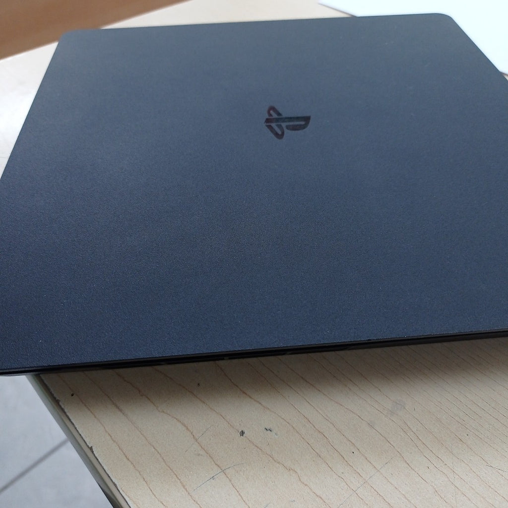 CONSOLA DE VIDEOJUEGO SONY PS4 SLIM 1 TB (SEMINUEVO)