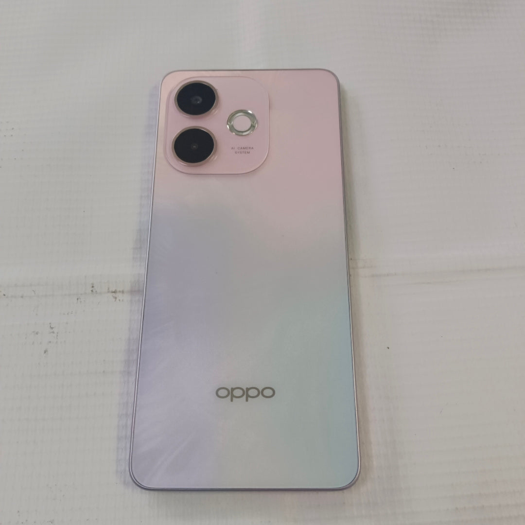 CELULAR OPPO  A5 PRO 5G CPH2695 (2025) 256 GB 8 GB RAM (SEMINUEVO)