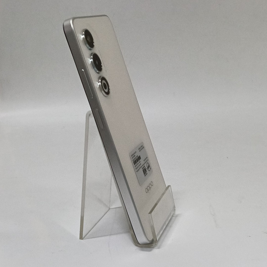 CELULAR OPPO  A5 CPH2727 (2025) 256 GB 4 GB RAM (SEMINUEVO)