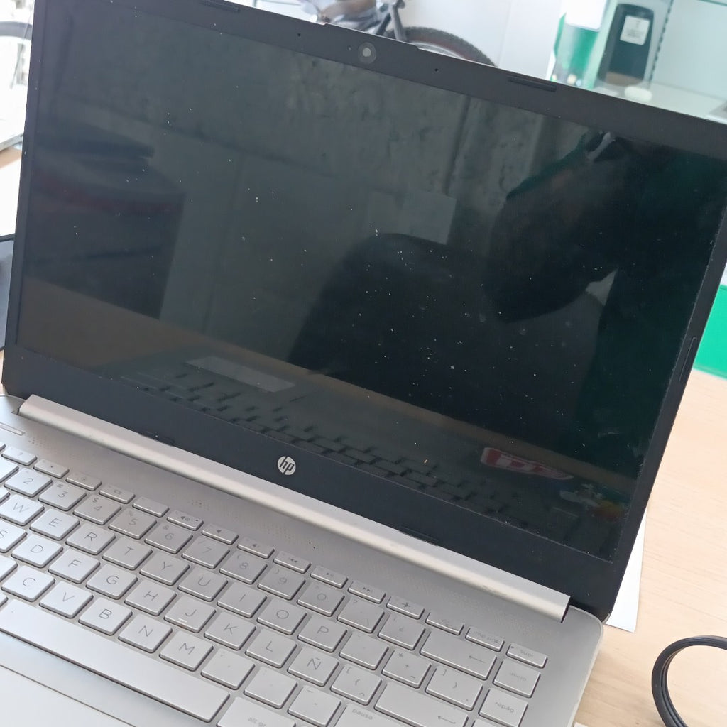 LAPTOP HP 14-DQ0527LA (2023) 256 GB SSD 8 GB RAM (SEMINUEVO)