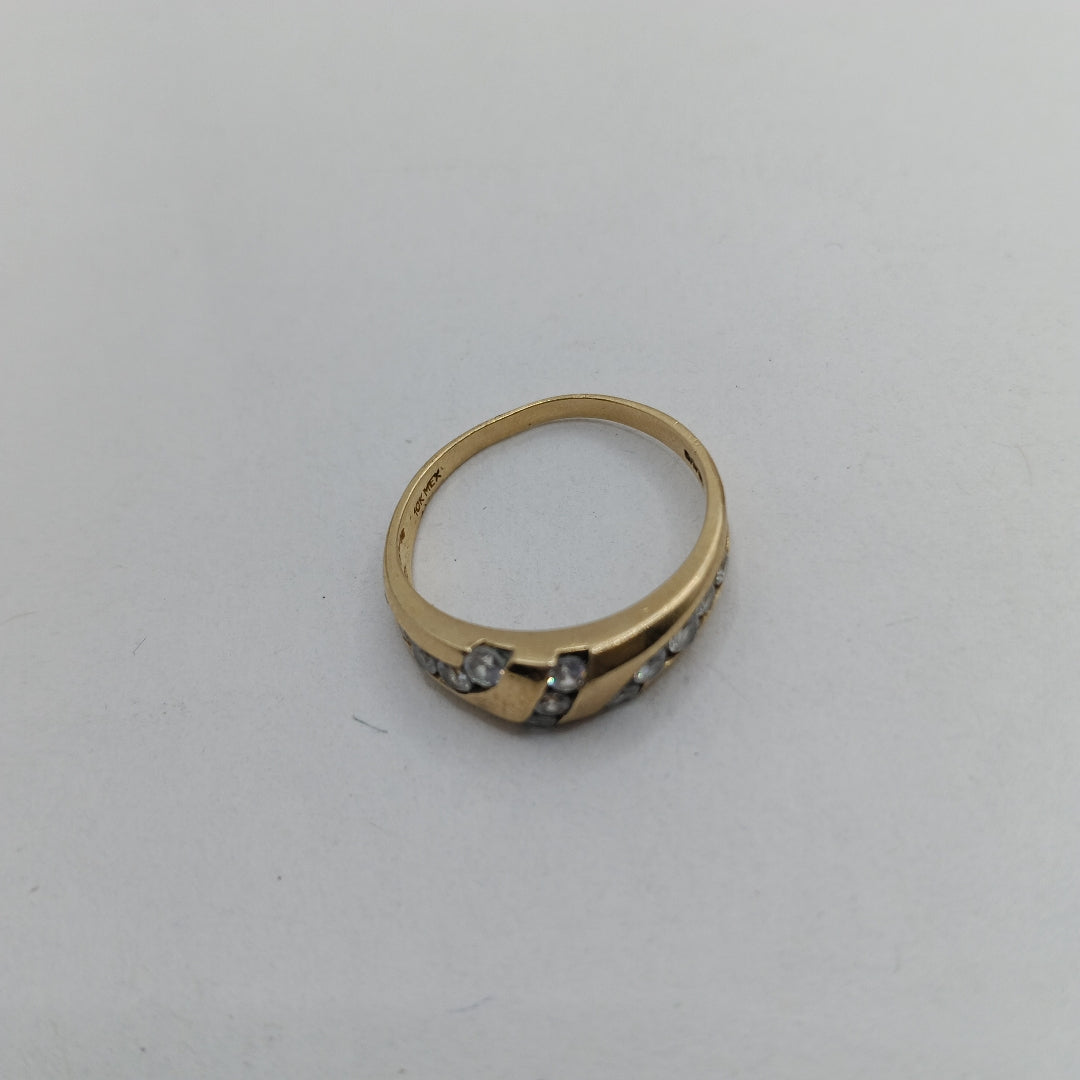 ANILLITO. ORO. 10 K 2.4 GRMS (SEMINUEVO)