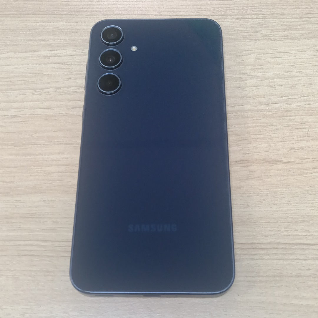 CELULAR SAMSUNG GALAXY A35 5G SM-A356E (2024) 128 GB 6 GB RAM (SEMINUEVO)