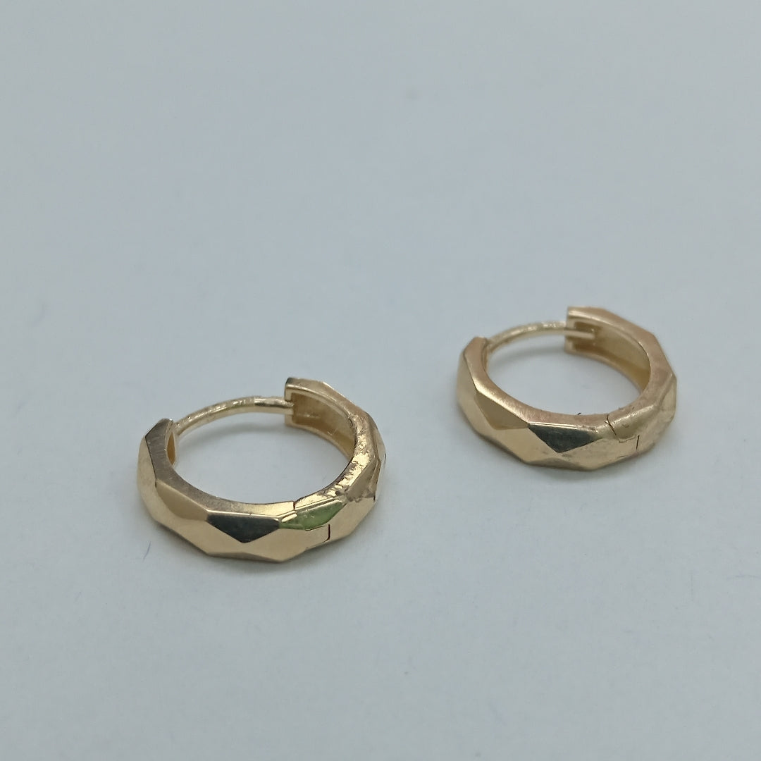 HUGGIES ORO 14K 1.4 (NUEVO)