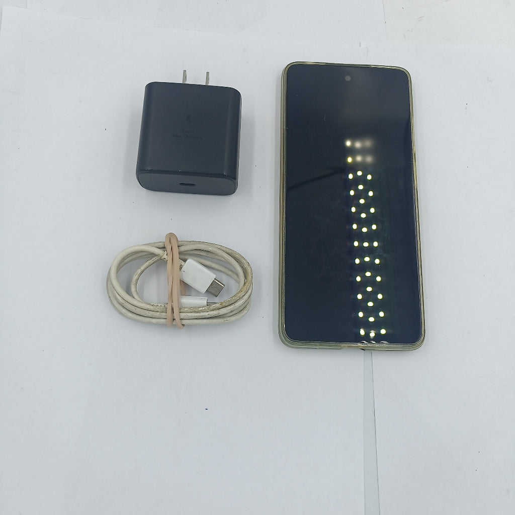 CELULAR MOTOROLA MOTO G24 POWER XT2425-1 (2024) 256 GB 4 GB RAM (SEMINUEVO)