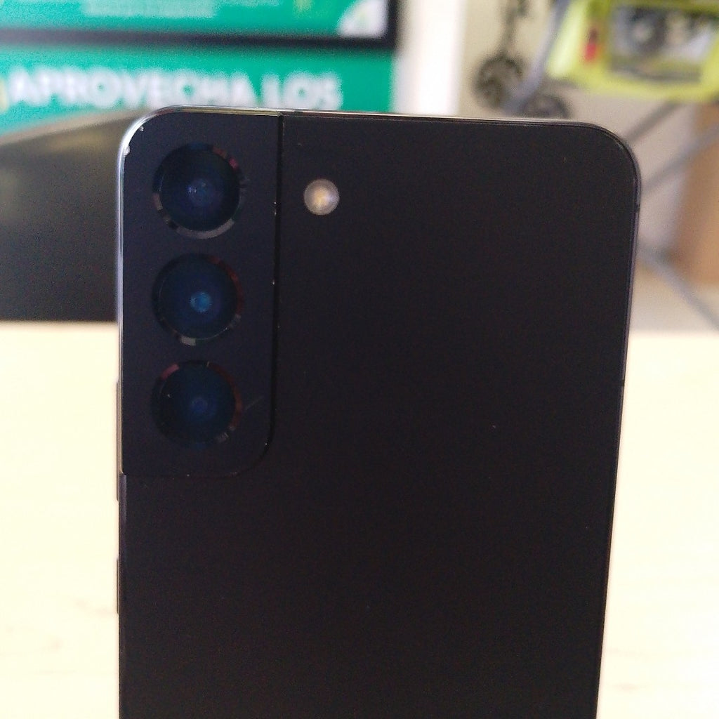 CELULAR SAMSUNG GALAXY S22 SM-S901E 256 GB 8 GB RAM (SEMINUEVO)