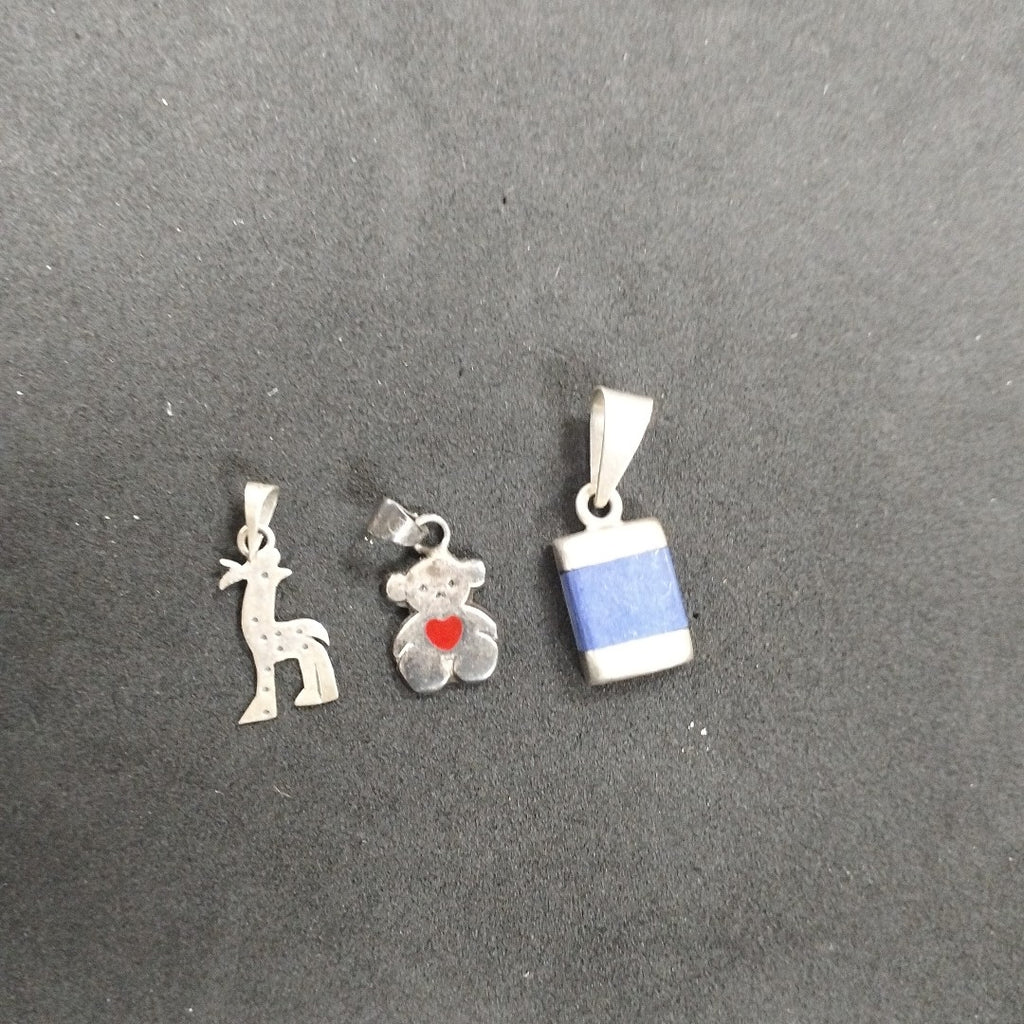 DIJE. PLATA. 9.6 GRMS (SEMINUEVO)